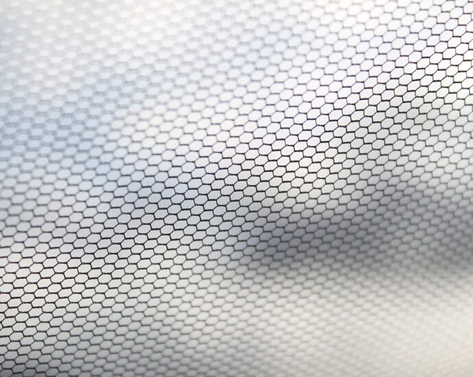 moskitiera stala a rolowana roznice